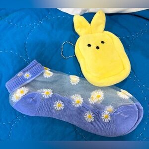 Peeps Yellow Bunny 5” Zipper Pouch Sheer Daisy Floral Blue No Show Socks bundle